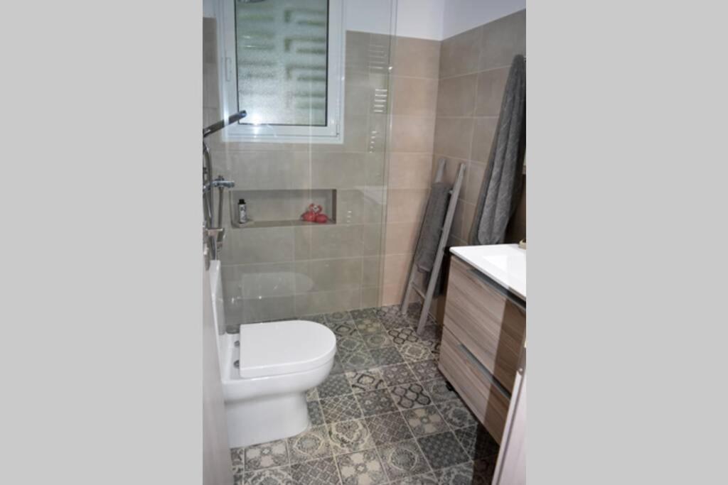 Tropicana Athens Luaran gambar