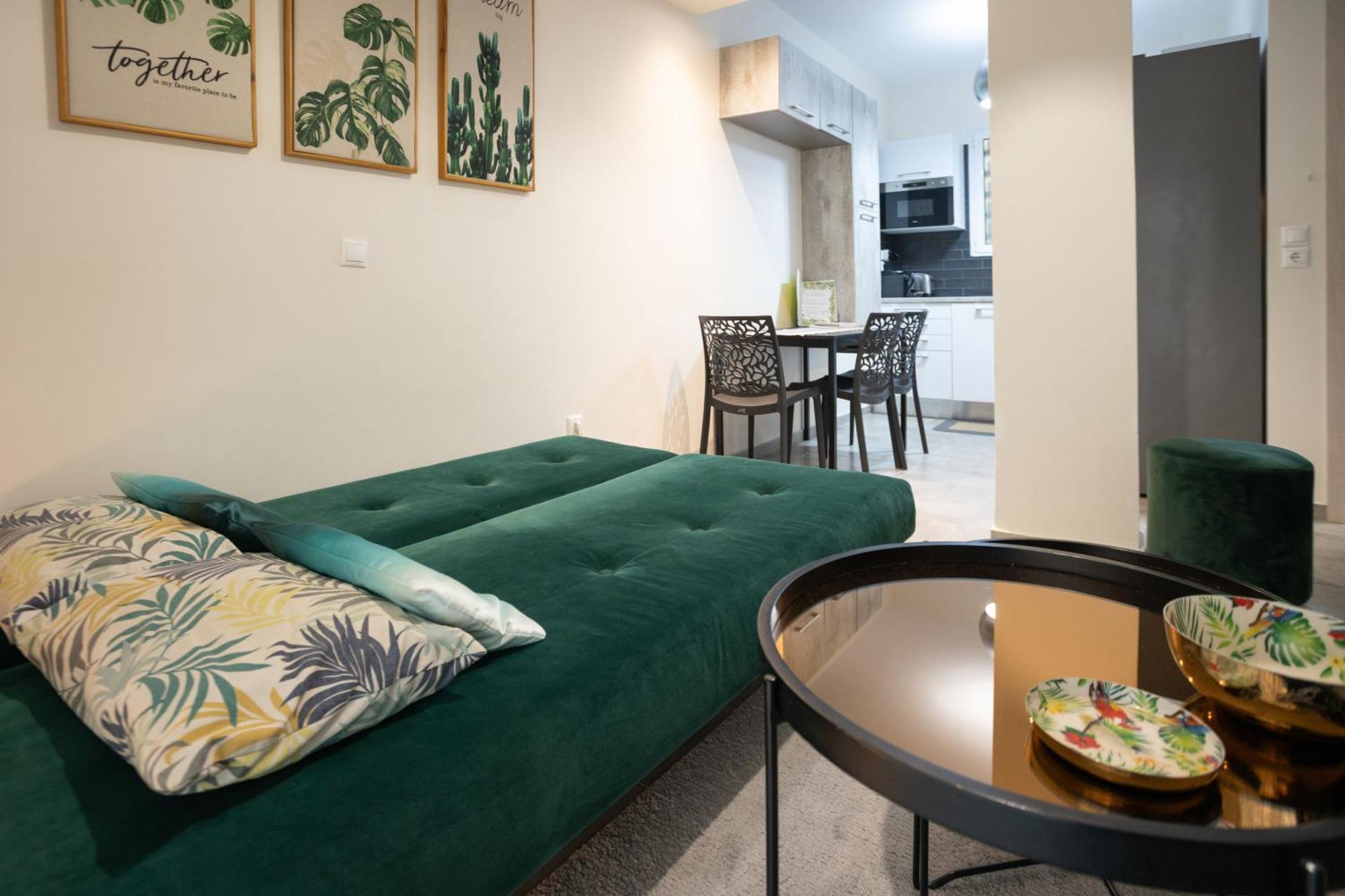 Tropicana Athens Luaran gambar