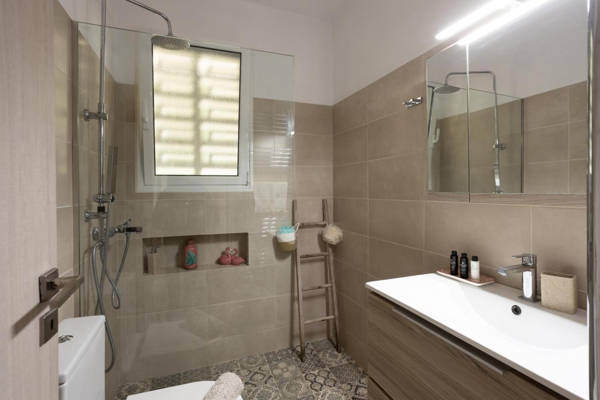Tropicana Athens Luaran gambar